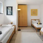 ゲストハウス Gaestehaus Bei 3*